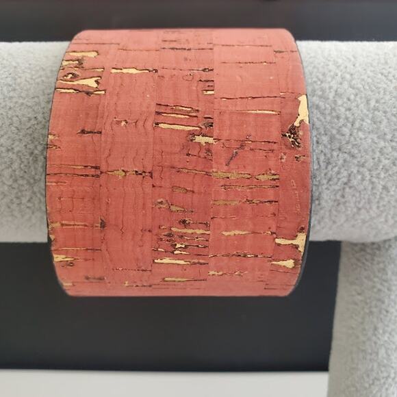 Natural Cork Wide Cuff Bracelet Brown with Gold Flecks Suede Interior Casual‎ - Picture 9 of 9